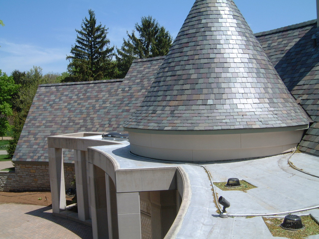 artistic shingles roof