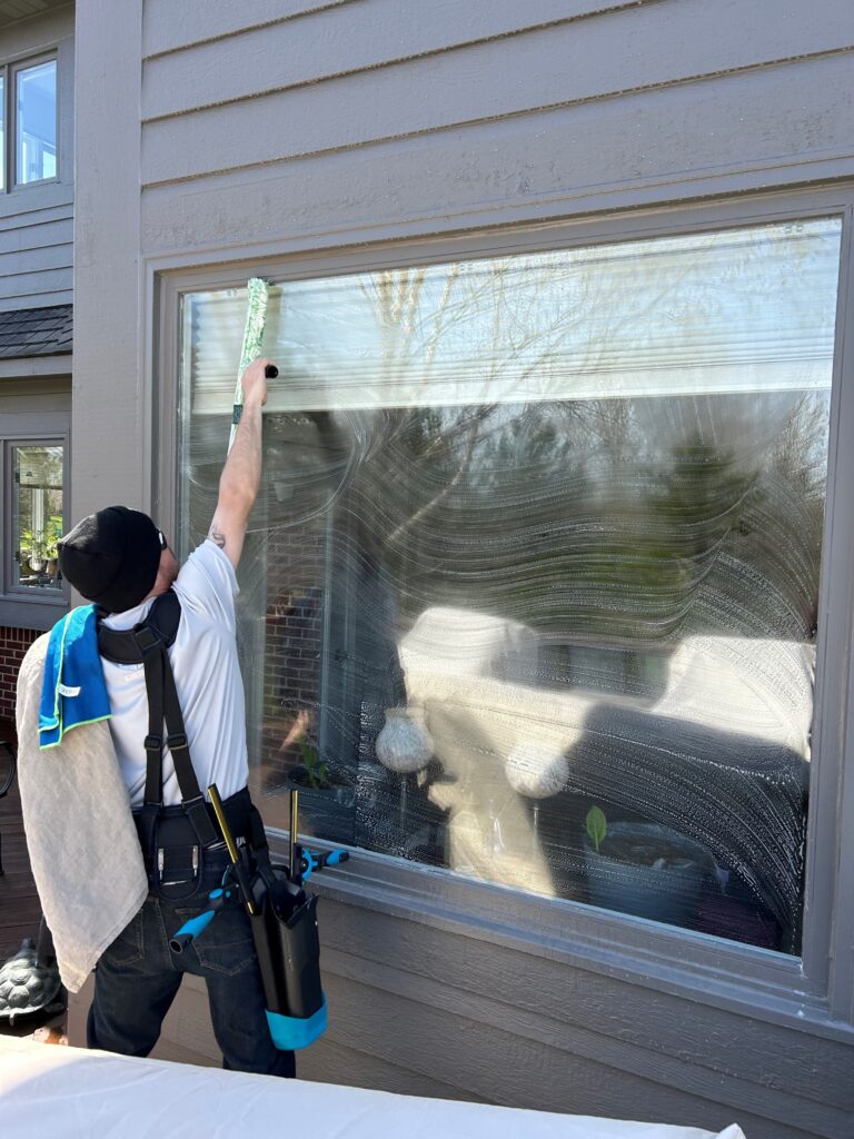 glass window cleaning services